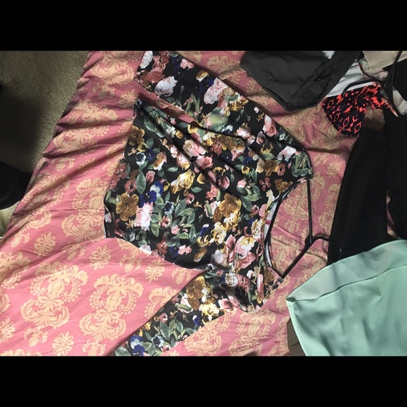 Floral long sleep crop top - Picture 1 of 2