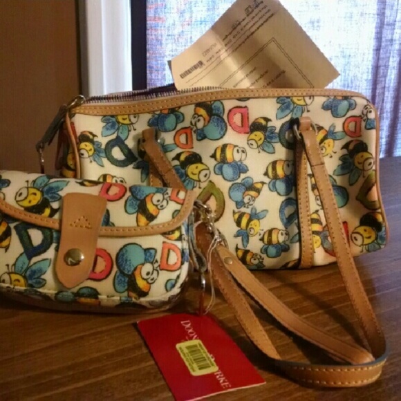 Dooney&Bourke purse and wristlet - Picture 1 of 1
