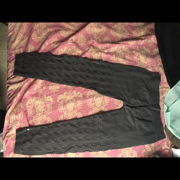 Hole leggings - Picture 1 of 2