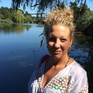 Meet your Posher, Lizabella