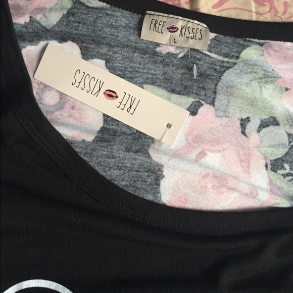 Shirt - Picture 2 of 3