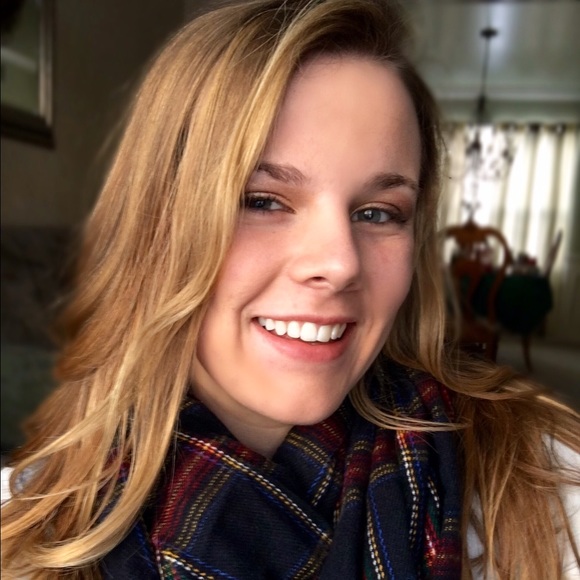 Meet your Posher, Erin