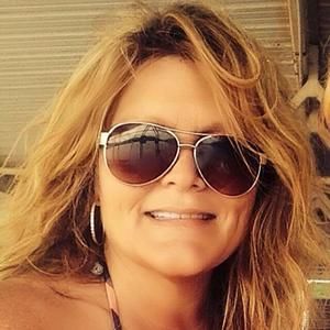 Meet your Posher, Becky