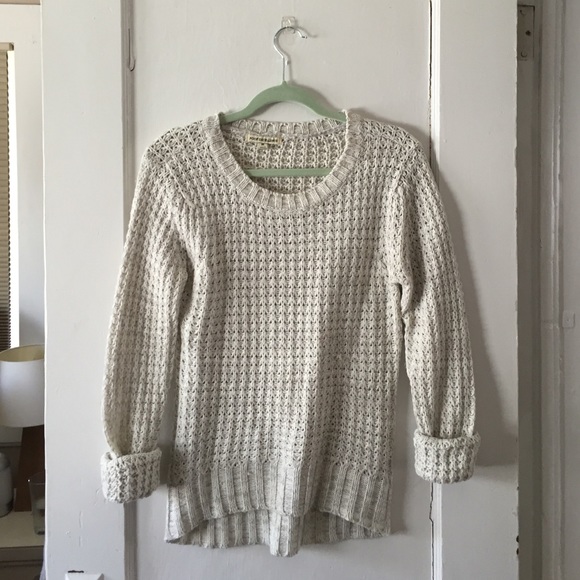 Light grey sweater