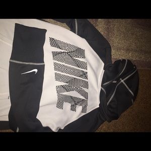 Kids/ women's therma fit jacket