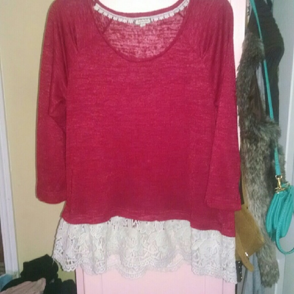 
 Sweaters - Thin Red/Hot Pink Sweater
