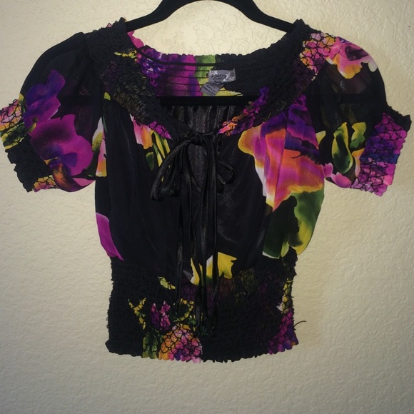 Floral printed shirt Sz Small
