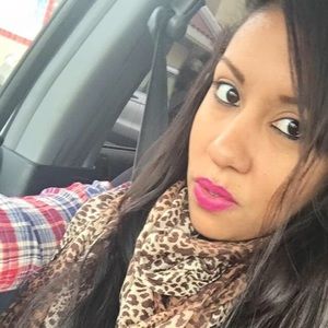 Meet your Posher, Vanessa