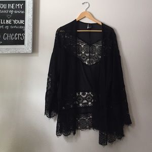 Swell Black lace kimono