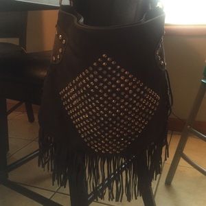 Gray fringe purse! Brad new, never used!
