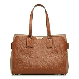 Burberry Large Signature Grain Tote