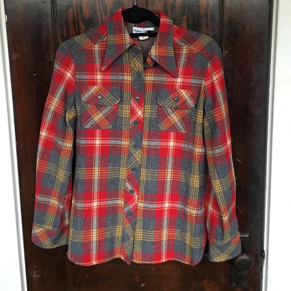 Vintage Tops - Vintage woman's wool flannel
