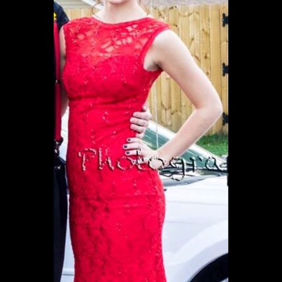 Red lace prom dress