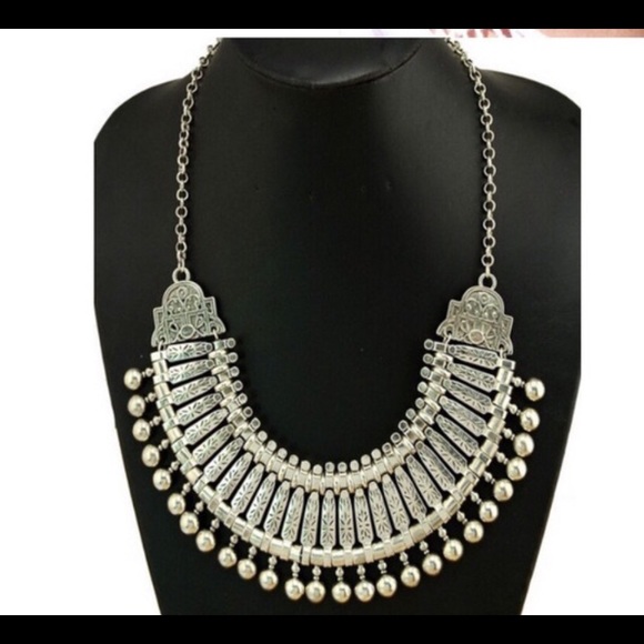 Hot Tassel Silver Color Necklace - Picture 1 of 4
