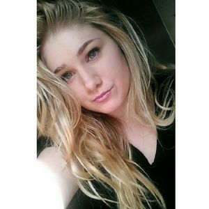 Meet your Posher, Natasha