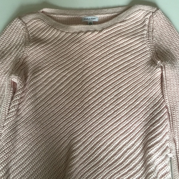 Calvin Klein Sweater