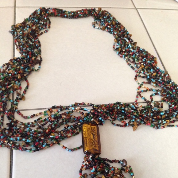 Jewelry - Multi colored necklace