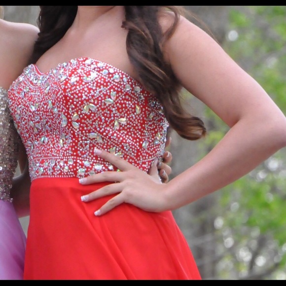 This prom dress is beautiful.