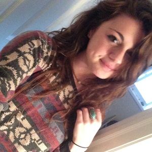 Meet your Posher, Gabrielle