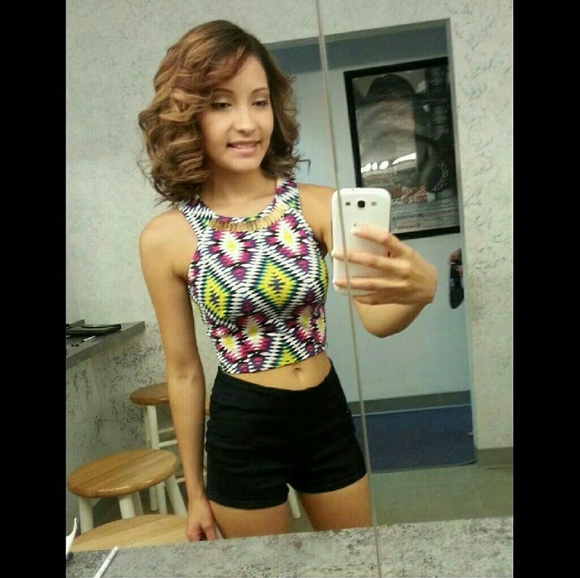 Crop top