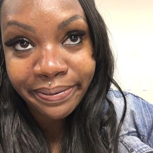 Meet your Posher, Edith