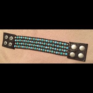 Premier jewelry turquoise and leather bracelet.