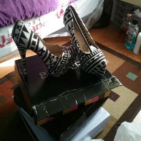 Triangulation platform pumps - Picture 2 of 2