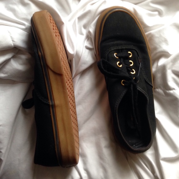 gum sole vans