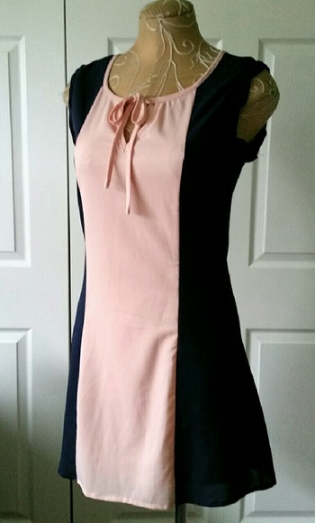 Vintage Peachy Pink & Navy Blue Mod Mini
