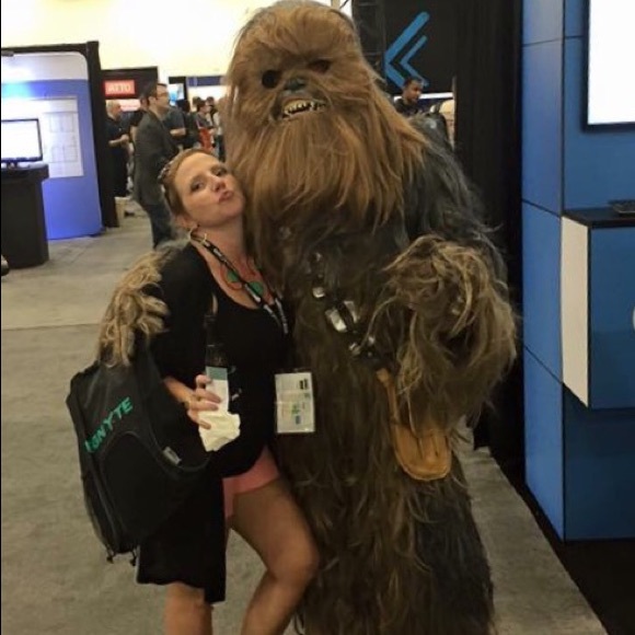 🛍 Meet your Posher, Missi🛍 Suggested User - Picture 2 of 4