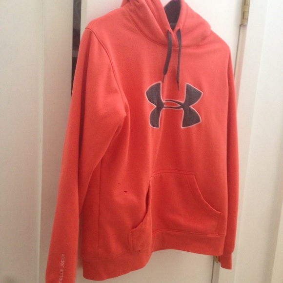 🍊Orange 🍊🏋🏽⛹Under Armour hoodie sweatshirt!!👀