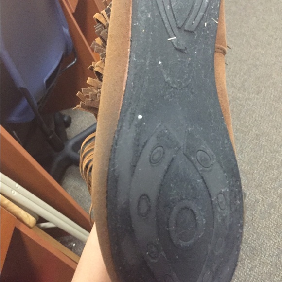 Size 9.5 moccasin boots! - Picture 4 of 4