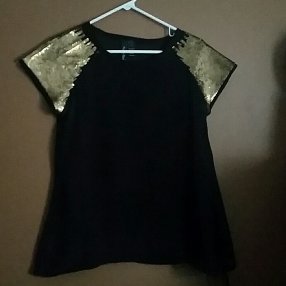 ~☆SOLD☆~Glam top! - Picture 2 of 4