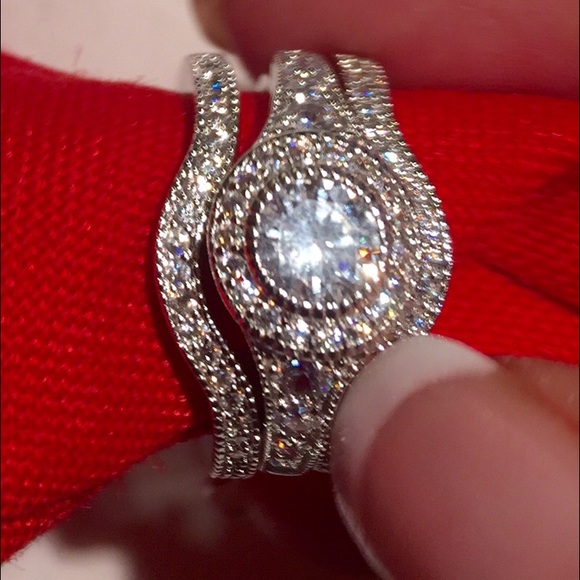 ON SALE ring. Sizes 5, 6. PRICE FIRM - Picture 2 of 4