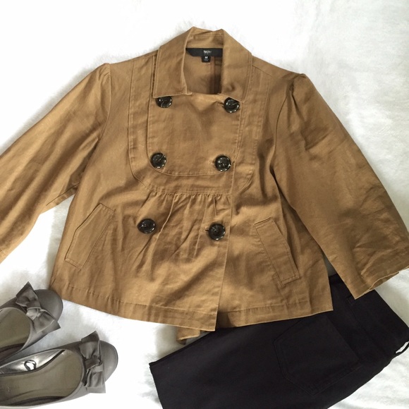 Cropped Jacket - Picture 2 of 3