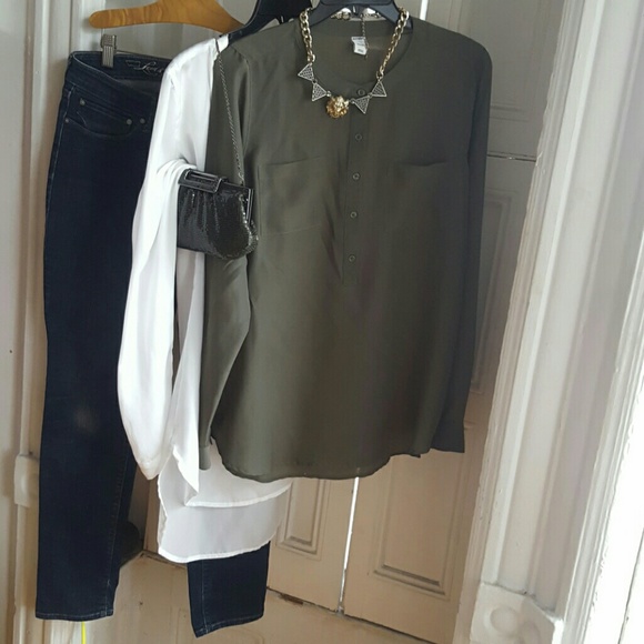 Levi's Tops - 2 -N-1 5 pc Levis Denim and Blouses