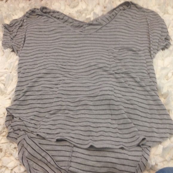 A cute tee😍😍😍