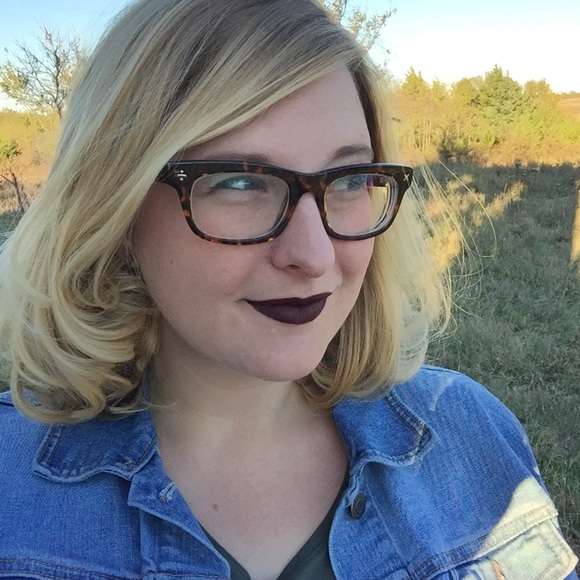 Meet your Posher, Caroline - Picture 5 of 8