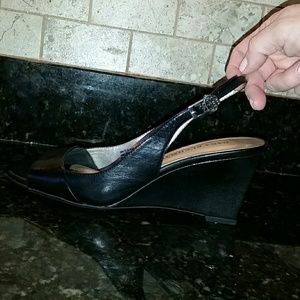 Dana Buchman Woman's shoes
