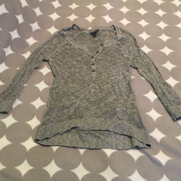 American Eagle sweater