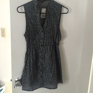 Floral sleeveless top