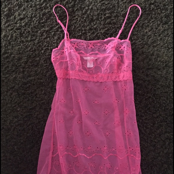 Victoria's Secret XS LACE PINK SHEER LINGERIE NWOT
