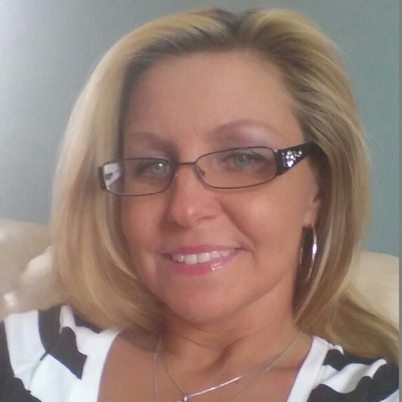 Meet your Posher, Sherri