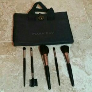Mary Kay Brush Kit