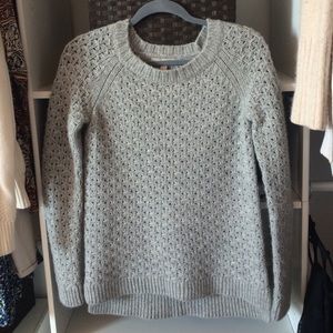 Light gray XS Banana Republic sweater