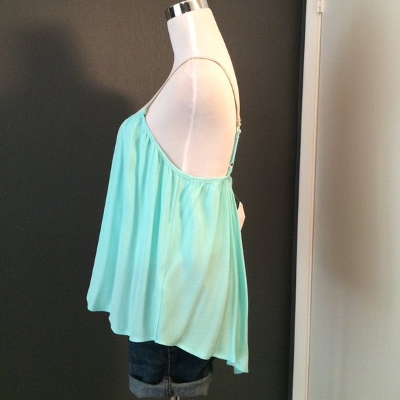 ⭐️Mint flowy tank - Picture 2 of 4
