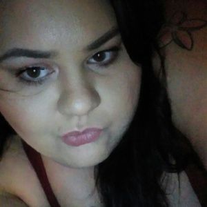 Meet your Posher, Deannedra