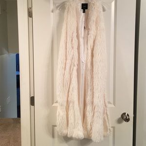 Forever 31 long faux fur vest cream color