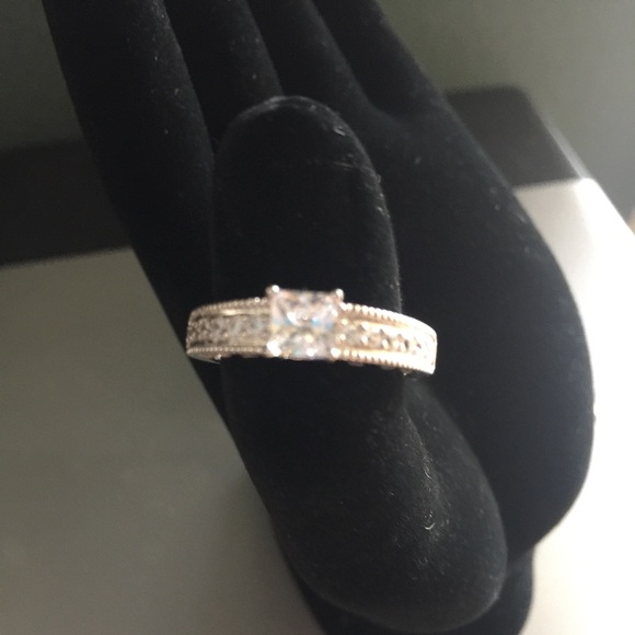 Sold sold sold on offerup - Picture 2 of 3