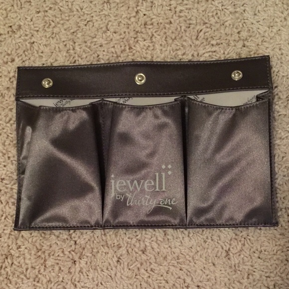 Thirty-one Triple Slit Snap in Pocket
